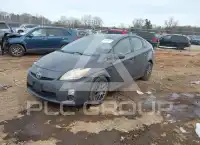 2011 Toyota PRIUS photo