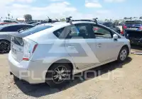 2011 Toyota PRIUS фото