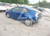 2011 Toyota PRIUS photo
