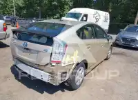 2011 Toyota PRIUS фото