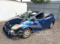 2011 Toyota PRIUS фото