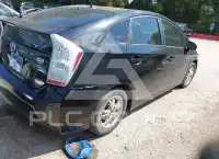 2011 Toyota PRIUS фото