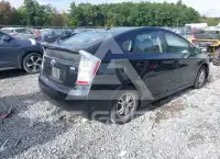 2011 Toyota PRIUS фото