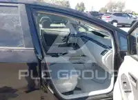 2011 Toyota PRIUS фото