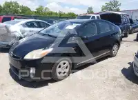 2011 Toyota PRIUS фото