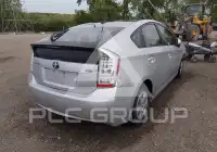 2011 Toyota PRIUS фото