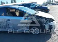 2011 Toyota PRIUS фото