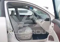 2011 Toyota AVALON фото