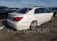 2011 Toyota AVALON photo
