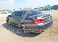 2011 Toyota AVALON photo
