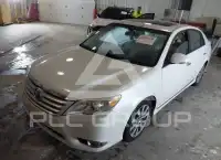 2011 Toyota AVALON photo