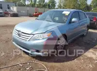 2011 Toyota AVALON photo