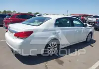 2011 Toyota AVALON фото