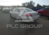 2011 Toyota AVALON photo