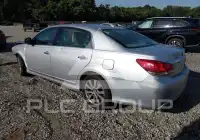 2011 Toyota AVALON фото
