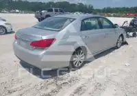 2011 Toyota AVALON фото