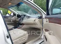 2011 Toyota AVALON фото