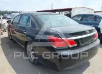 2011 Toyota AVALON photo