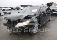 2011 Toyota AVALON фото