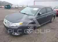 2011 Toyota AVALON photo