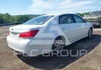 2011 Toyota AVALON photo