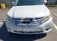 2011 Toyota AVALON фото
