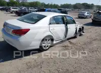 2011 Toyota AVALON photo