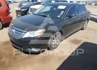 2011 Toyota AVALON фото