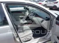 2011 Toyota AVALON photo