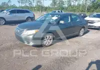 2011 Toyota AVALON фото