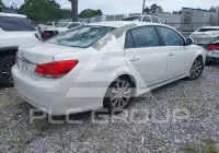 2011 Toyota AVALON фото