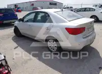 2011 KIA Forte photo