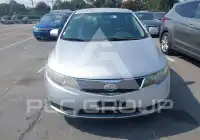 2011 KIA Forte фото