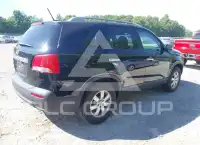 2011 KIA Sorento photo
