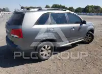 2011 KIA Sorento photo