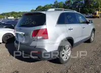 2011 KIA Sorento фото