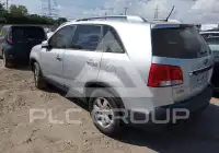 2011 KIA Sorento photo