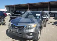 2011 KIA Sorento photo