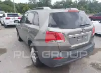 2011 KIA Sorento photo