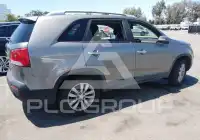 2011 KIA Sorento фото