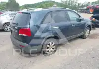 2011 KIA Sorento photo