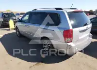 2011 KIA Sedona фото
