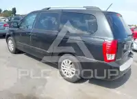 2011 KIA Sedona photo