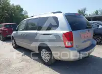 2011 KIA Sedona фото