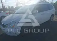 2011 KIA Sedona фото