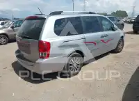 2011 KIA Sedona фото