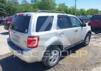 2011 Ford ESCAPE photo