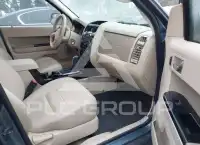 2011 Ford ESCAPE photo