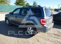 2011 Ford ESCAPE photo