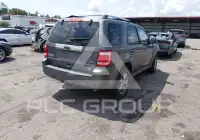 2011 Ford ESCAPE photo